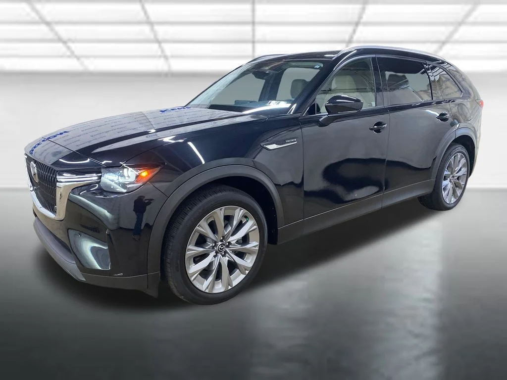 Used 2026 Black Mazda 3.3 Turbo Preferred image 3
