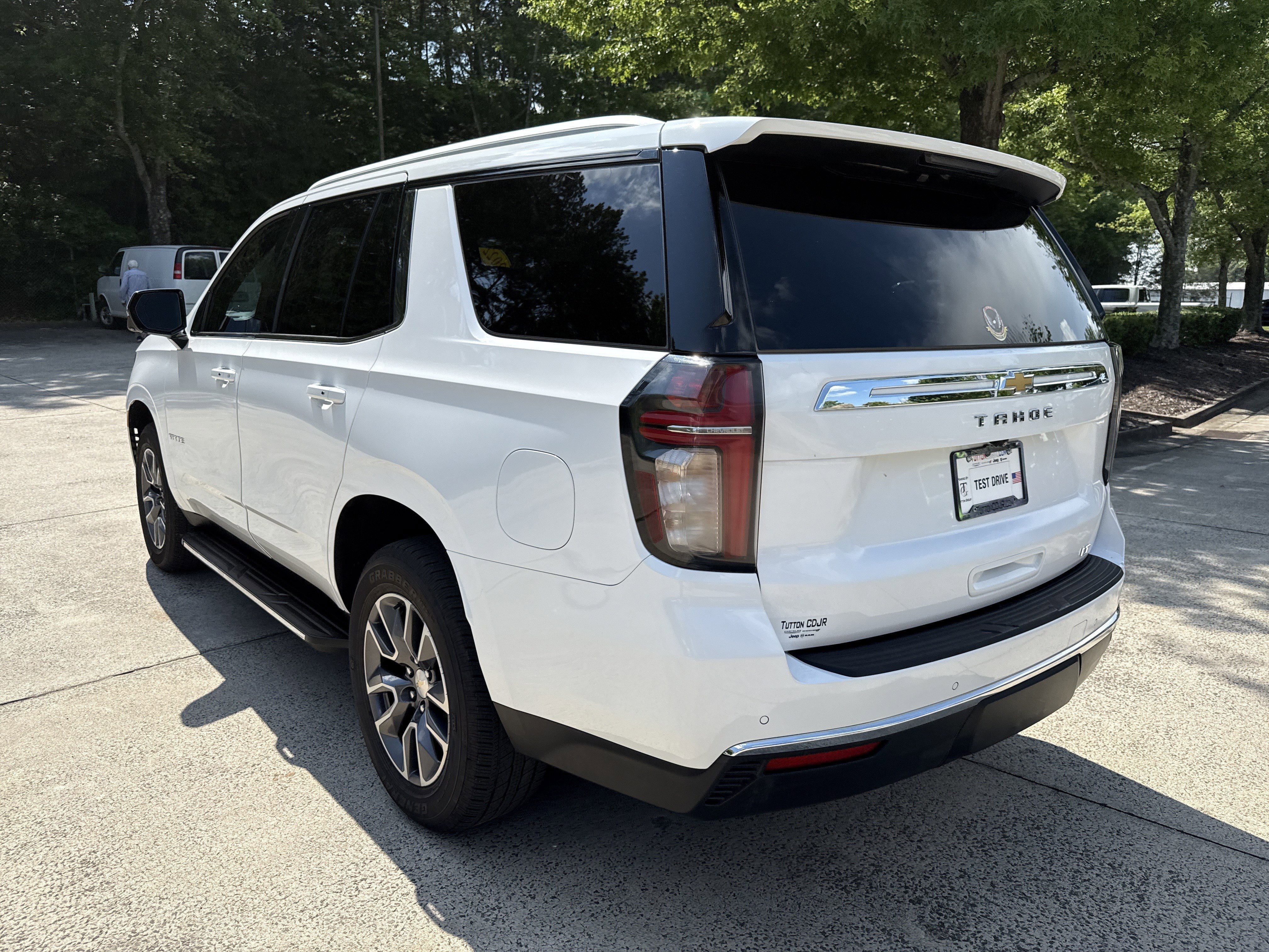 Used 2022 Summit White Chevrolet LT image 5