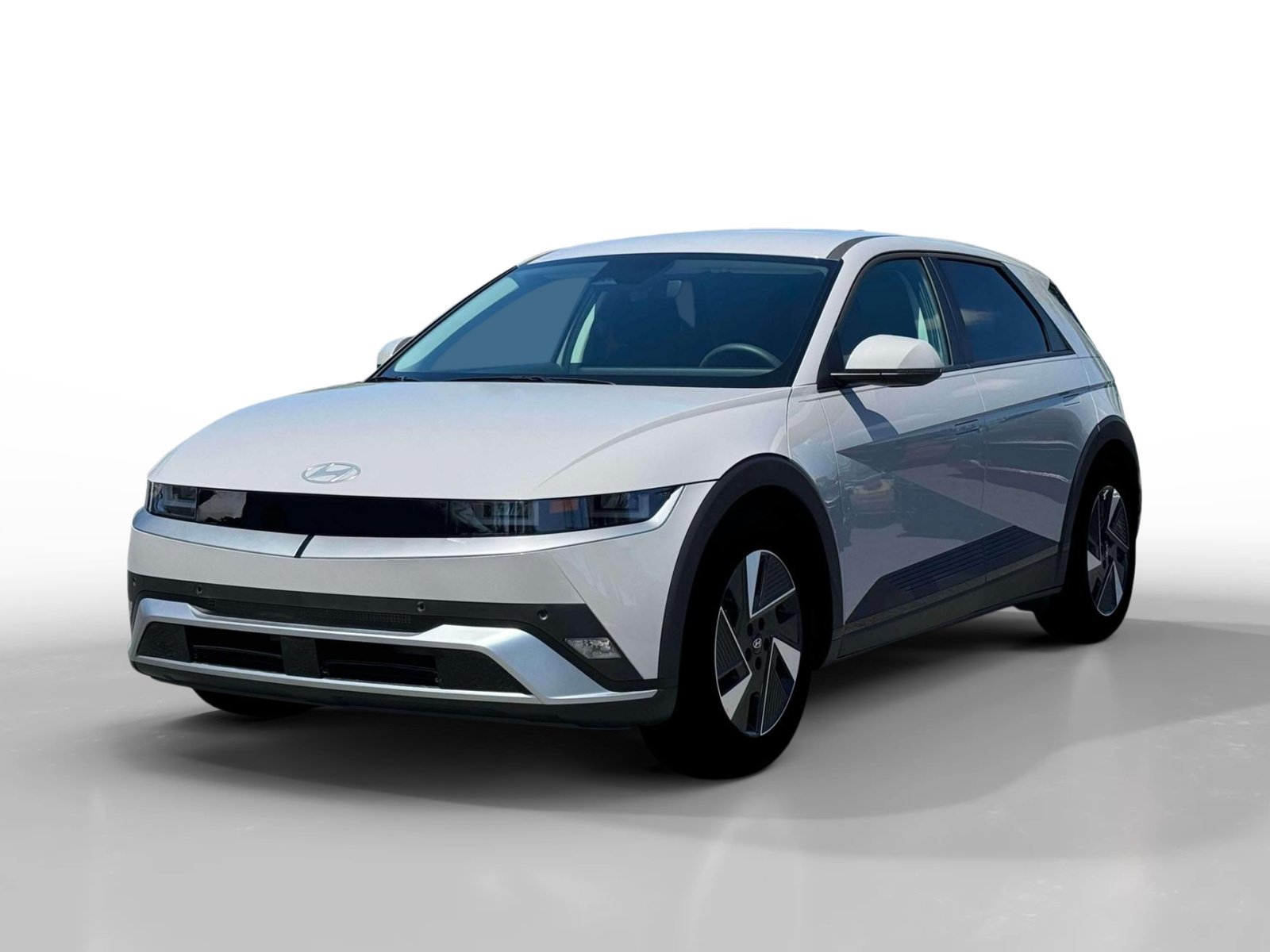 New 2026 Cyber Gray Hyundai SE image 1