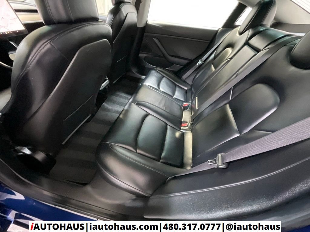 Used 2019 Blue Tesla Long Range image 13