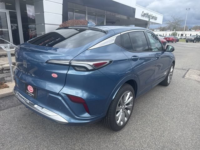 New 2025 Ocean Blue Metallic Buick Avenir image 8