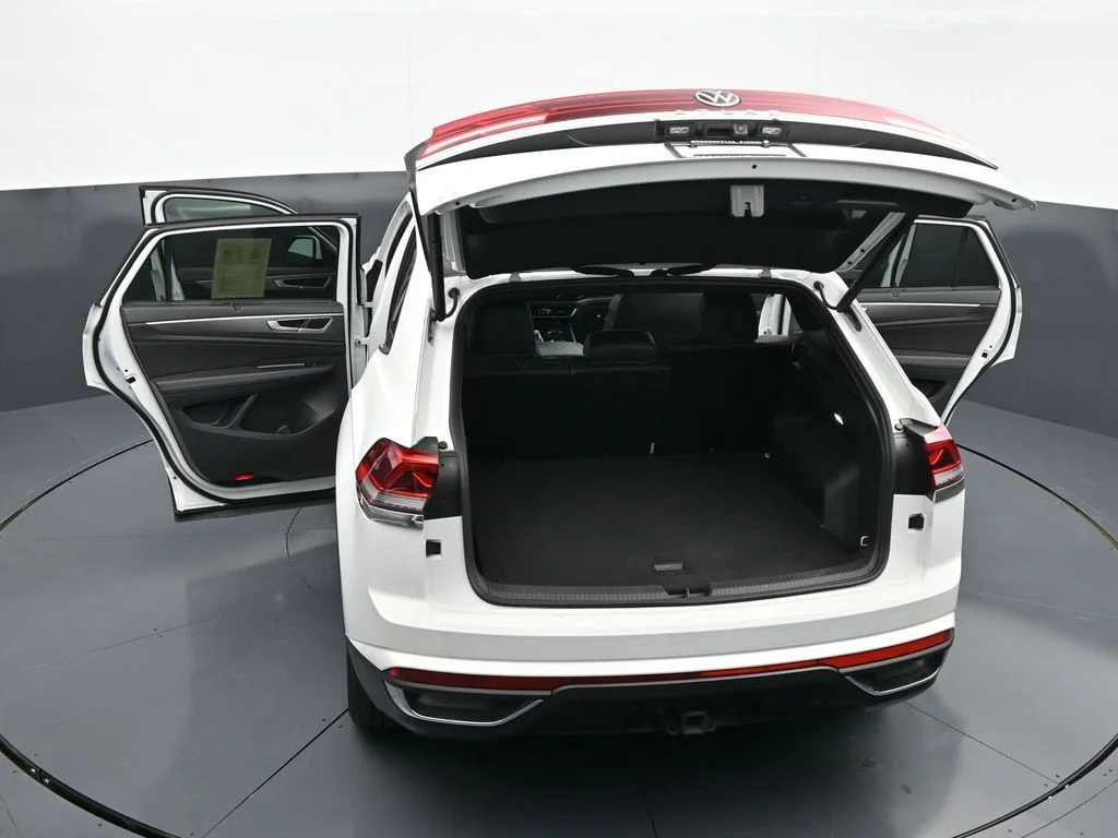 2025 Volkswagen Atlas Cross Sport SE w/Tech - Photo 48