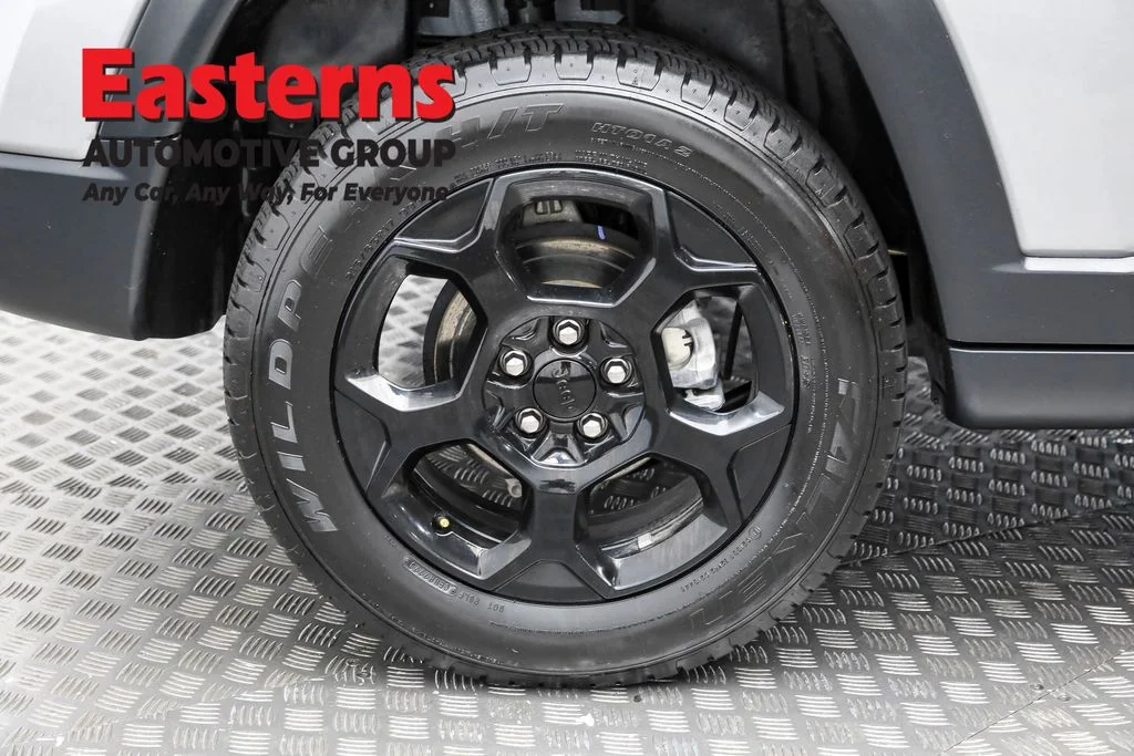 Used 2024 Gray Jeep Trailhawk image 29