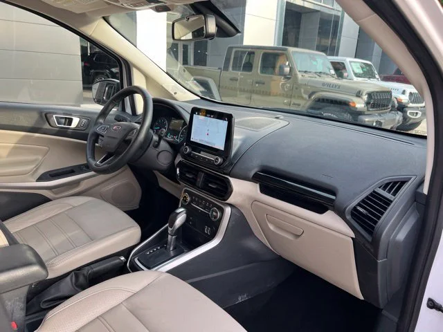 Used 2019 White Ford Titanium image 26