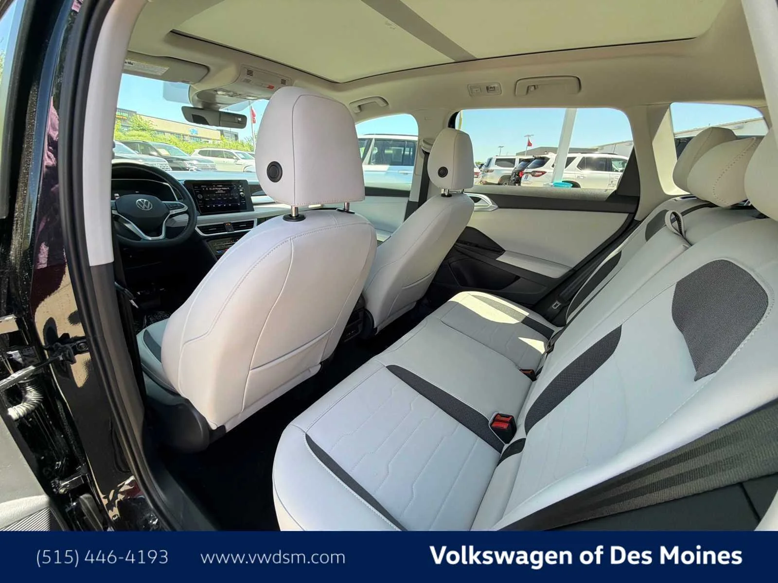 New 2026 Deep Black Pearl Volkswagen SE image 13