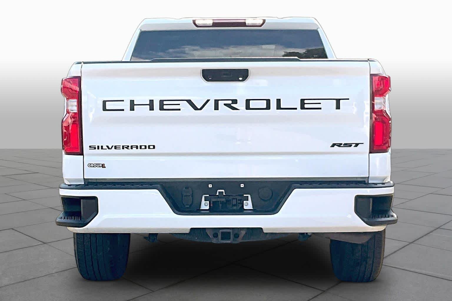 Used 2024 Summit White Chevrolet RST image 5