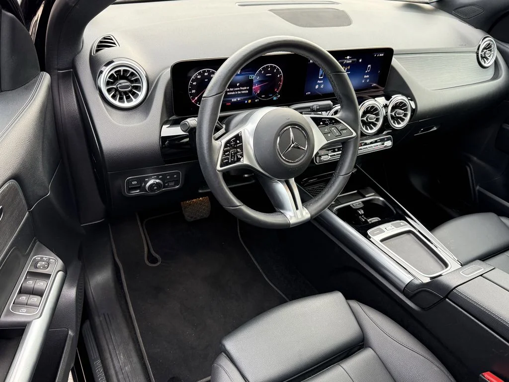 Used 2025 Night Black Mercedes-Benz 250 4MATIC® image 15