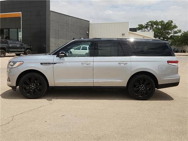 Used 2023 Silver Radiance Lincoln Black Label 4x4 image 2