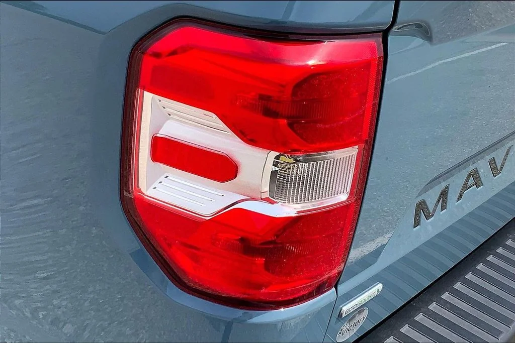 Used 2022 Green Ford XLT image 25