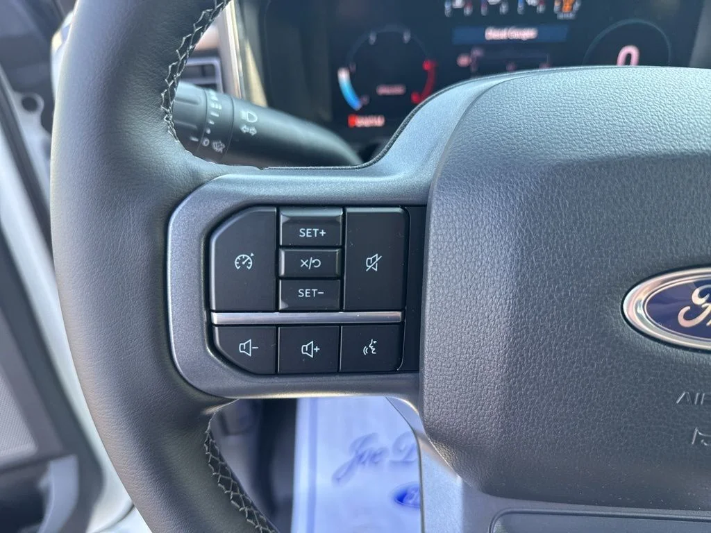 New 2026 Oxford White Ford F-250® Lariat® image 33