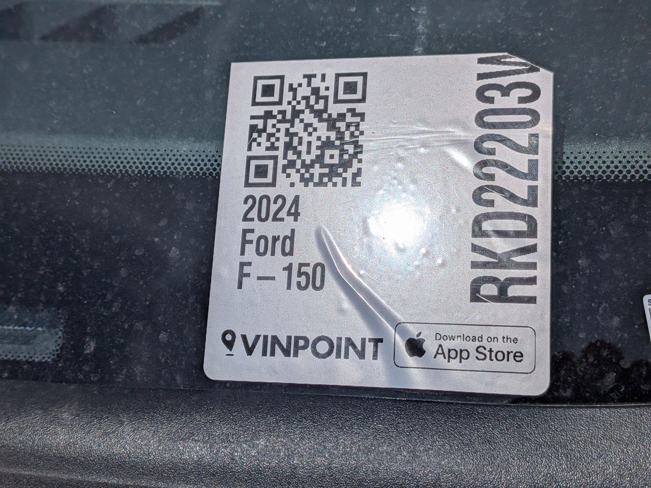 Certified Used 2024 Oxford White Ford LARIAT image 37