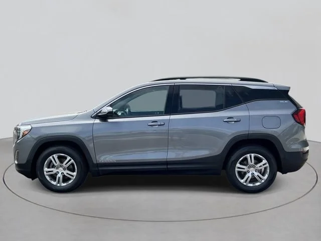 Used 2019 SATIN STEEL METALLIC GMC SLE image 2