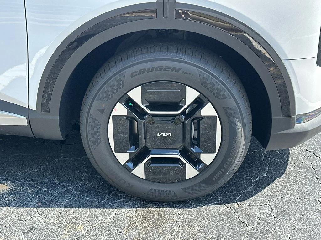 New 2027 White Kia EX image 12
