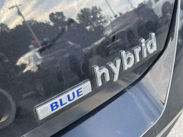 Certified Used 2022 Phantom Black Hyundai Blue image 10