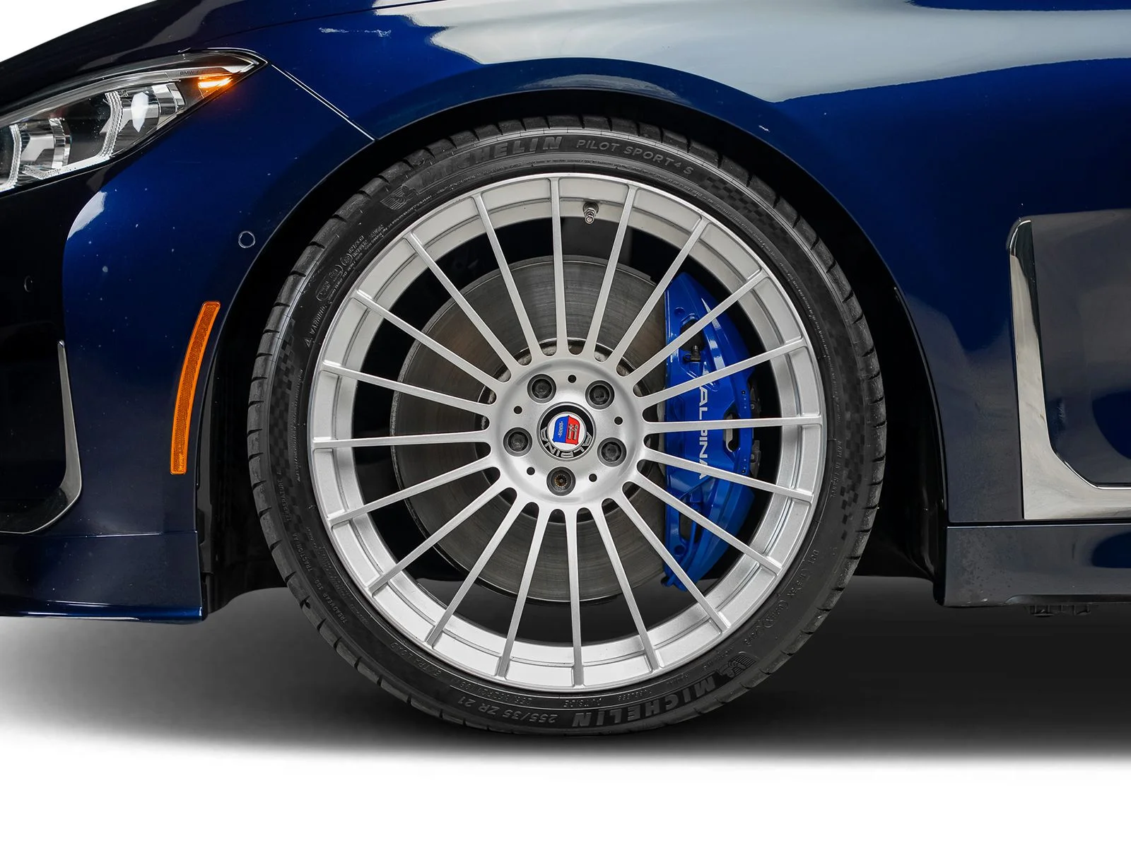 Used 2022 Blue BMW ALPINA B7 xDrive image 23