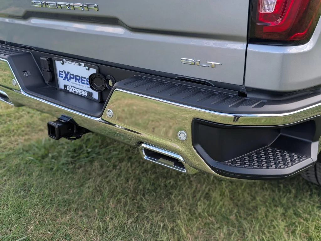 2026 GMC Sierra 1500 SLT - Photo 18