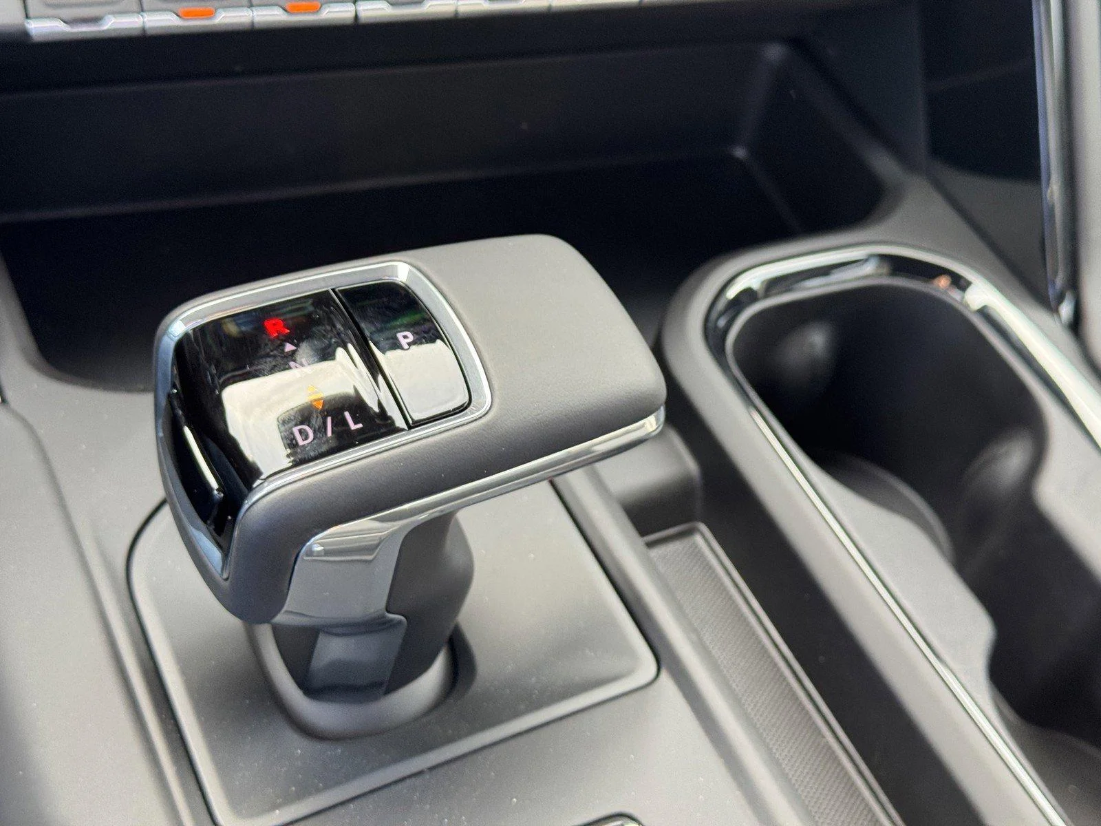 New 2026 TITANIUM RUSH METALLIC GMC AT4X image 19