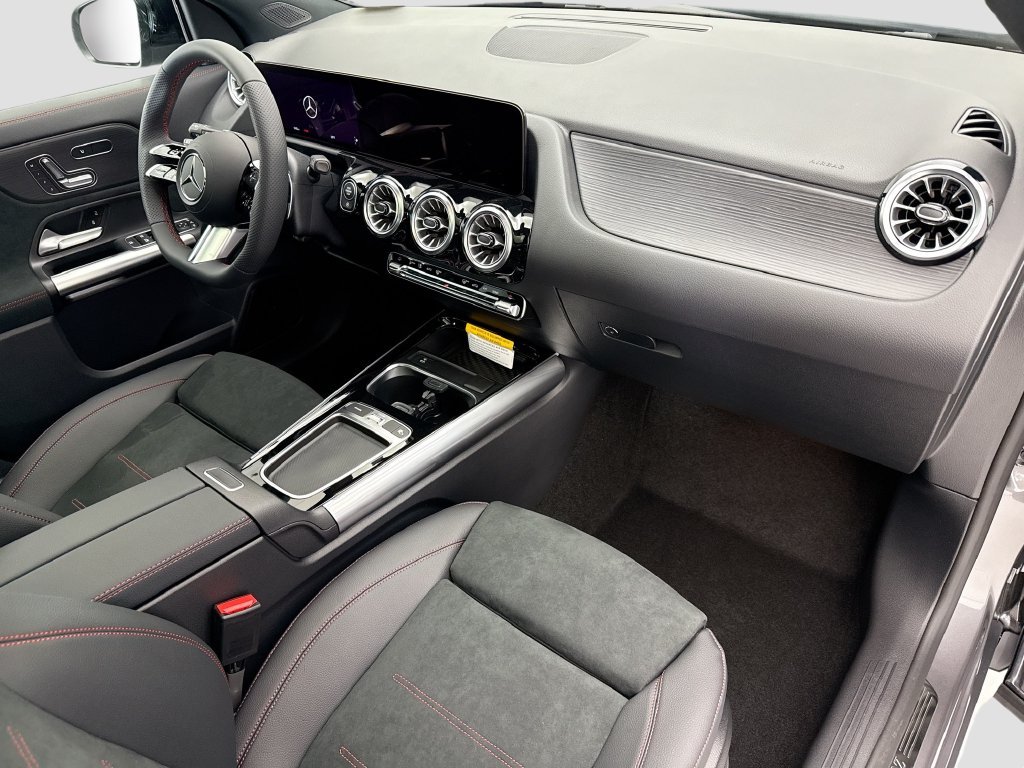 New 2026 Mountain Grey Metallic Mercedes-Benz GLA 250 image 16
