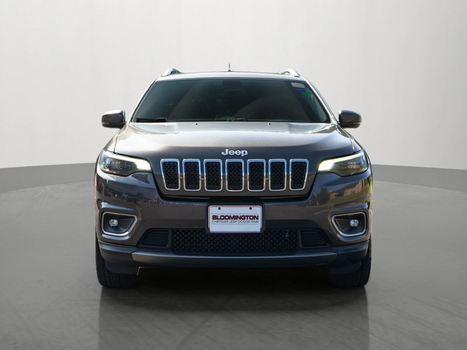 Used 2019 Jeep Cherokee Limited with VIN 1C4PJMDX5KD423551 for sale in Minneapolis, Minnesota