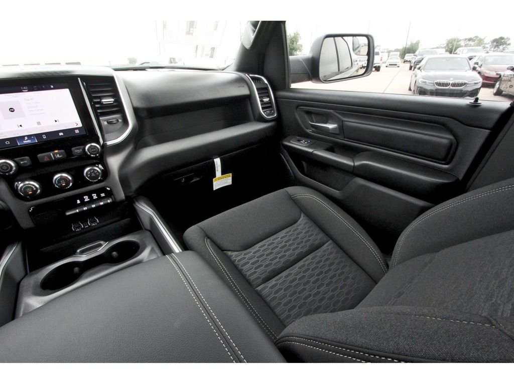 New 2026 Granite Crystal Metallic Clear-Coat Exterior Paint RAM Express image 8