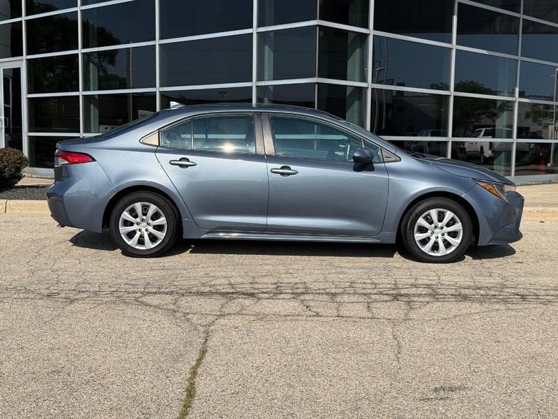 Used 2020 Celestite Toyota LE image 2