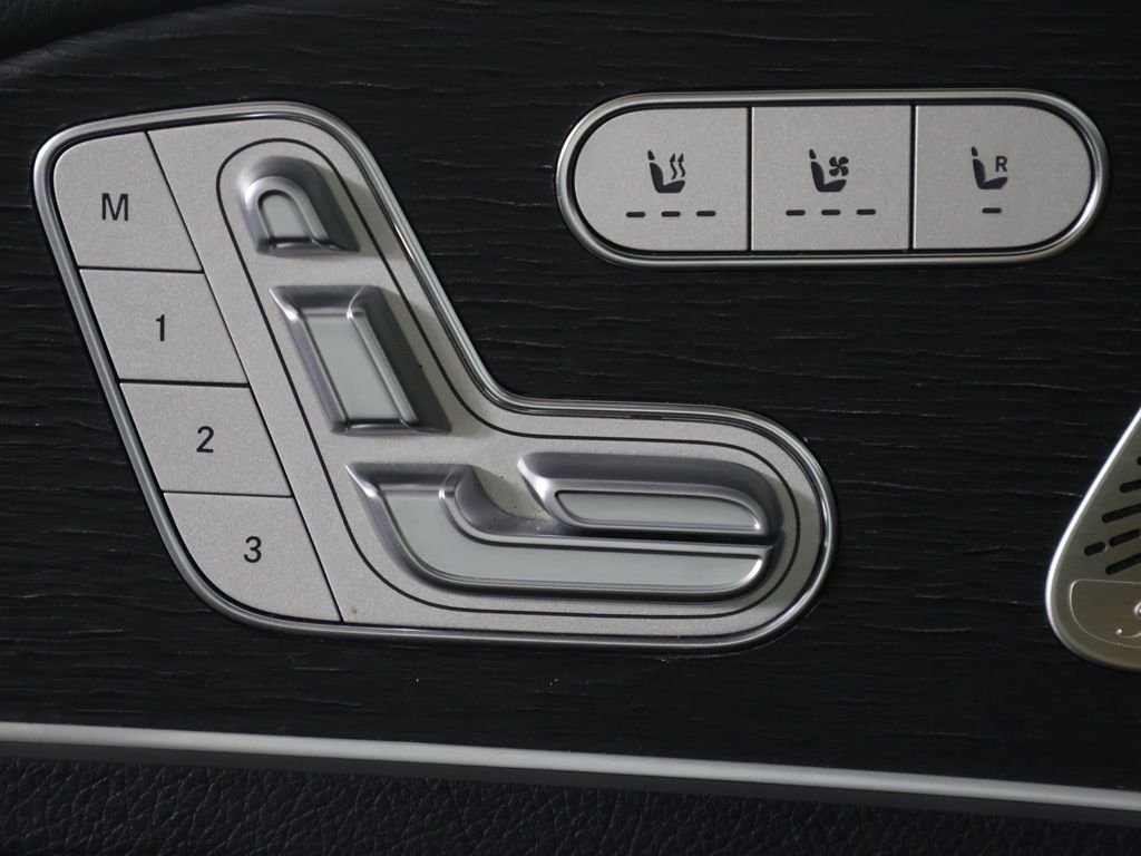 2022 Mercedes-Benz GLS GLS450 - Photo 41
