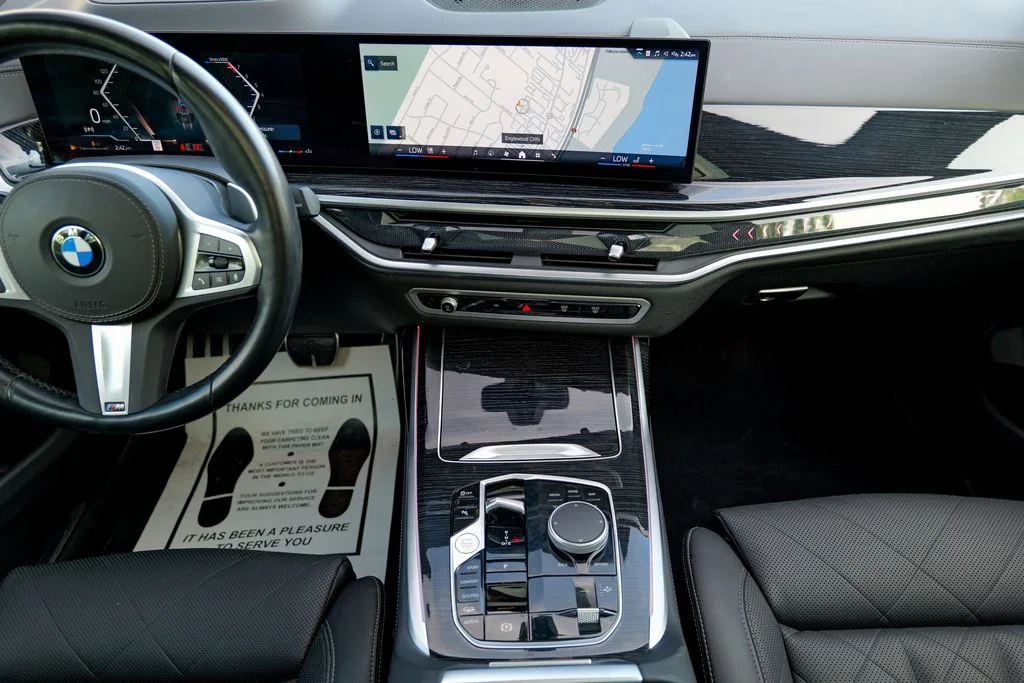Used 2024 Brooklyn Gray Metallic BMW xDrive40i image 54