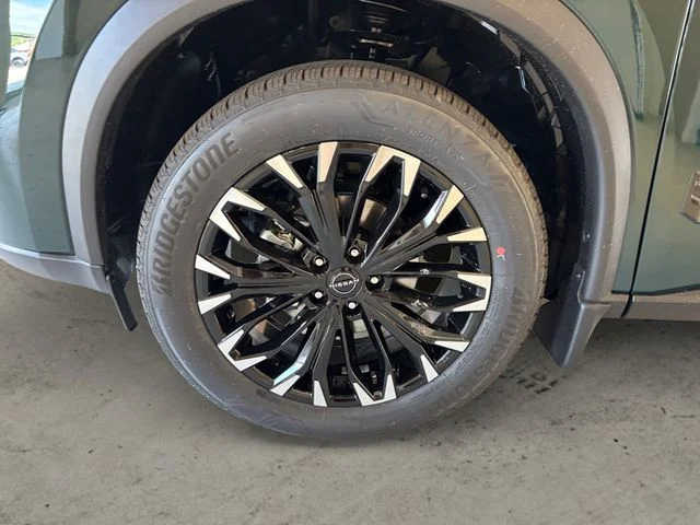 New 2026 Obsidian Green Nissan Dark Armor image 15