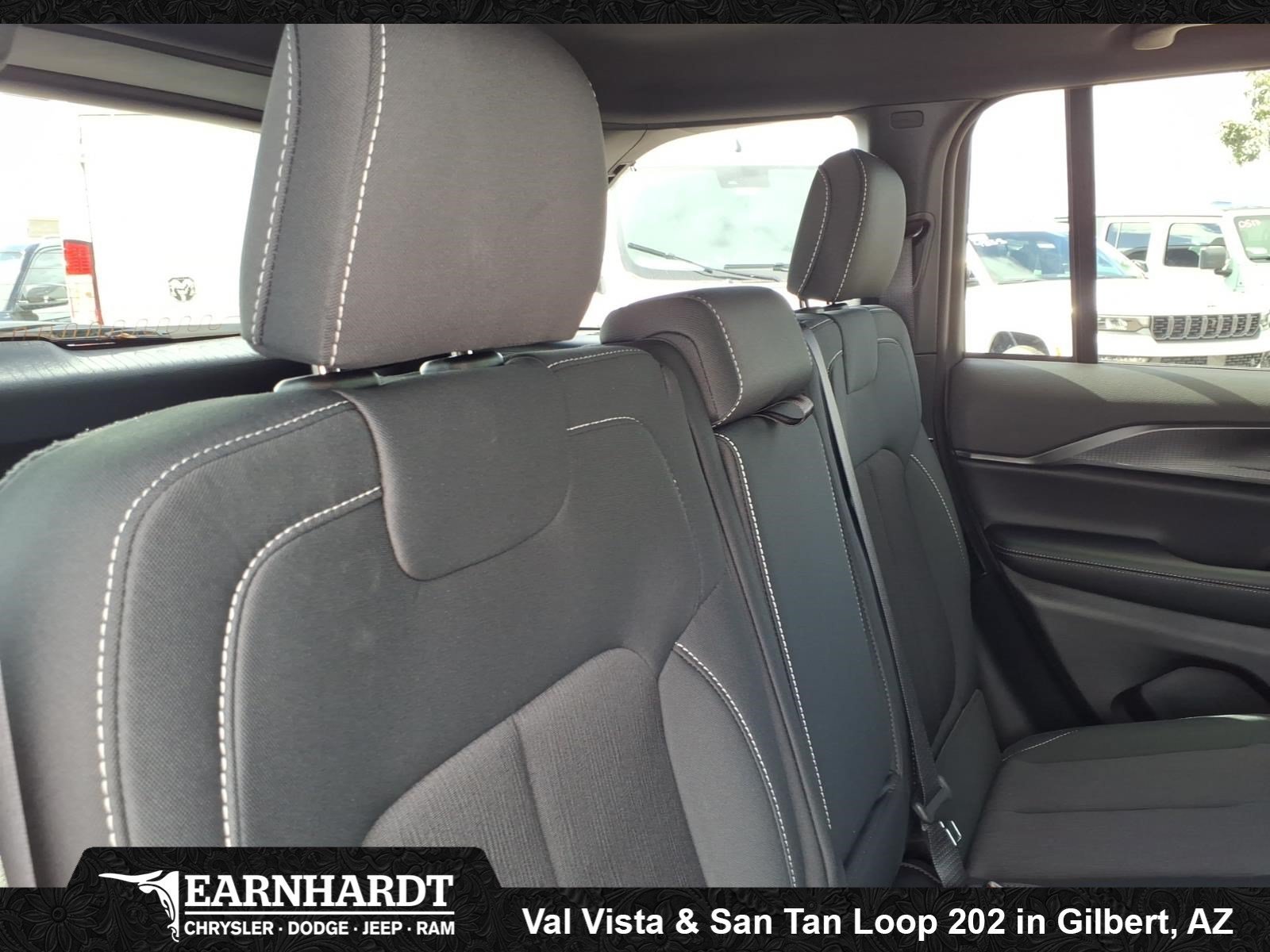 New 2027 High-Gloss Black Paint Jeep Laredo X image 9
