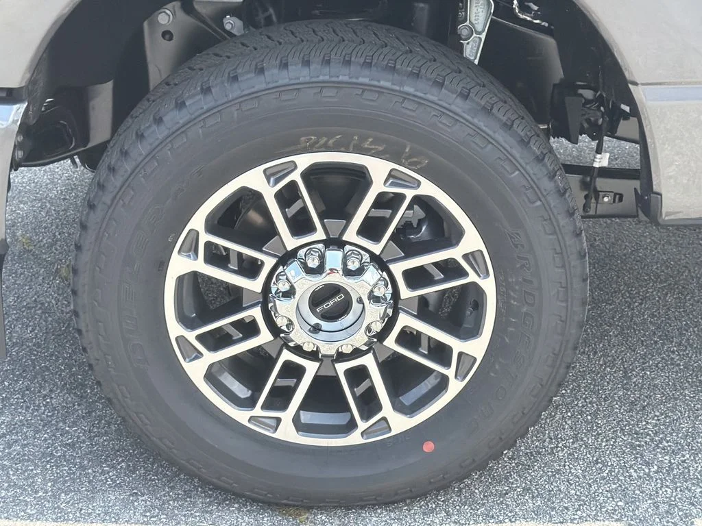 New 2026 Gray Ford Platinum image 12