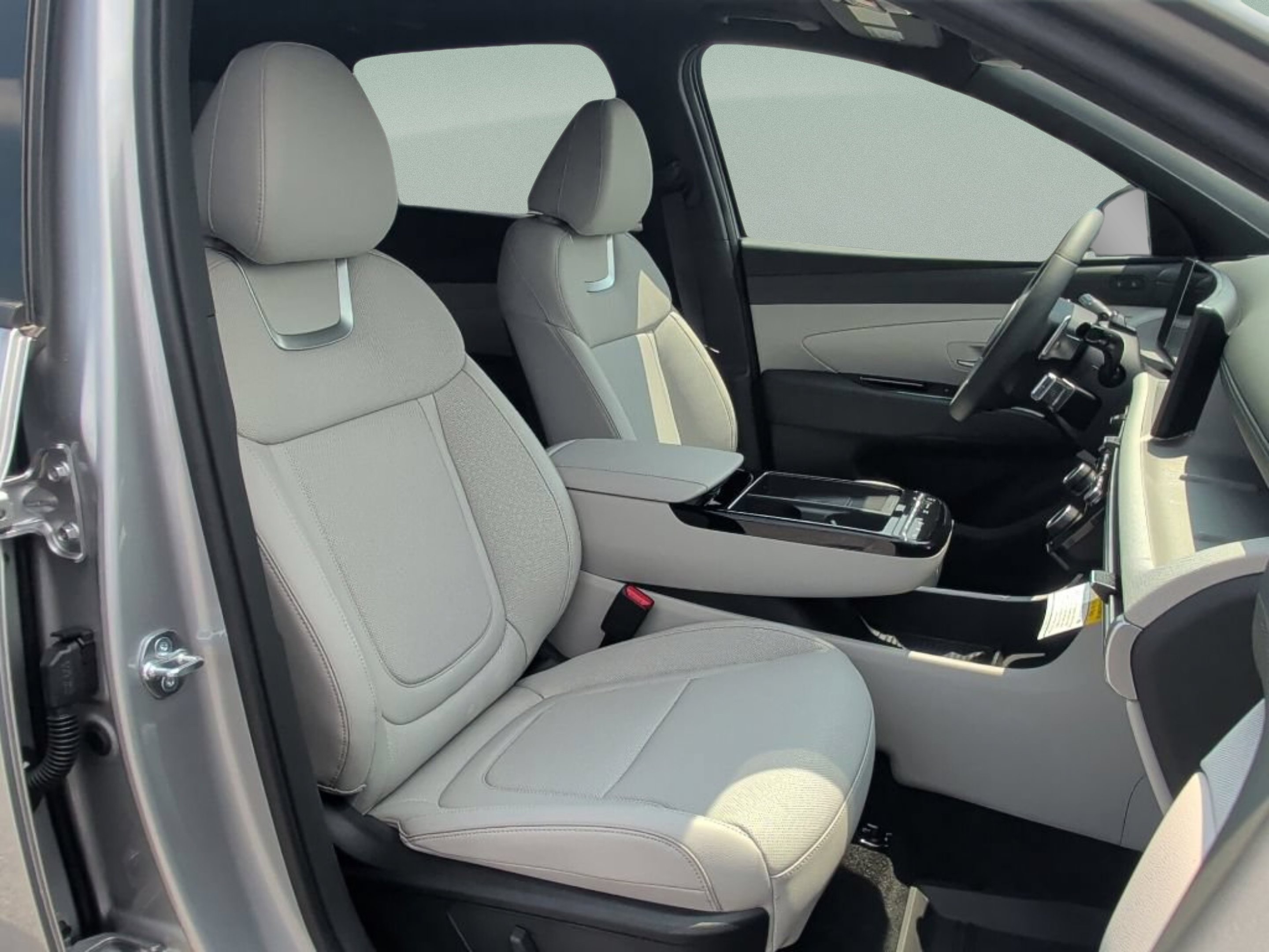 New 2026 Shimmering Silver Hyundai Limited image 45