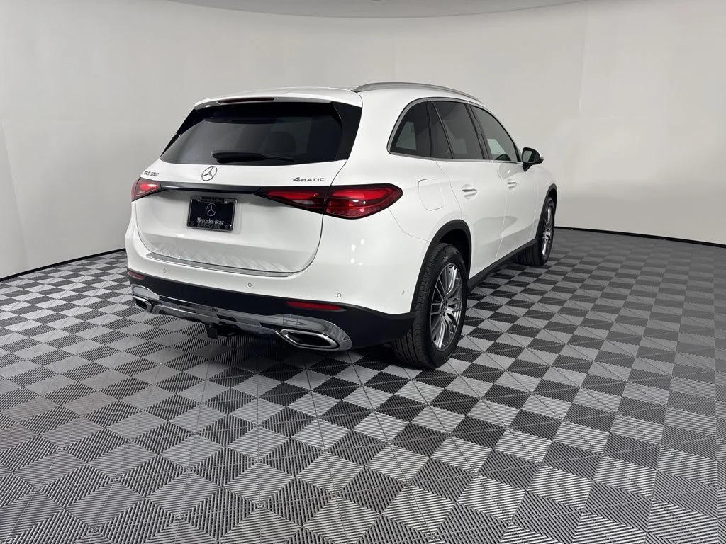 New 2026 White Mercedes-Benz GLC 300 image 6