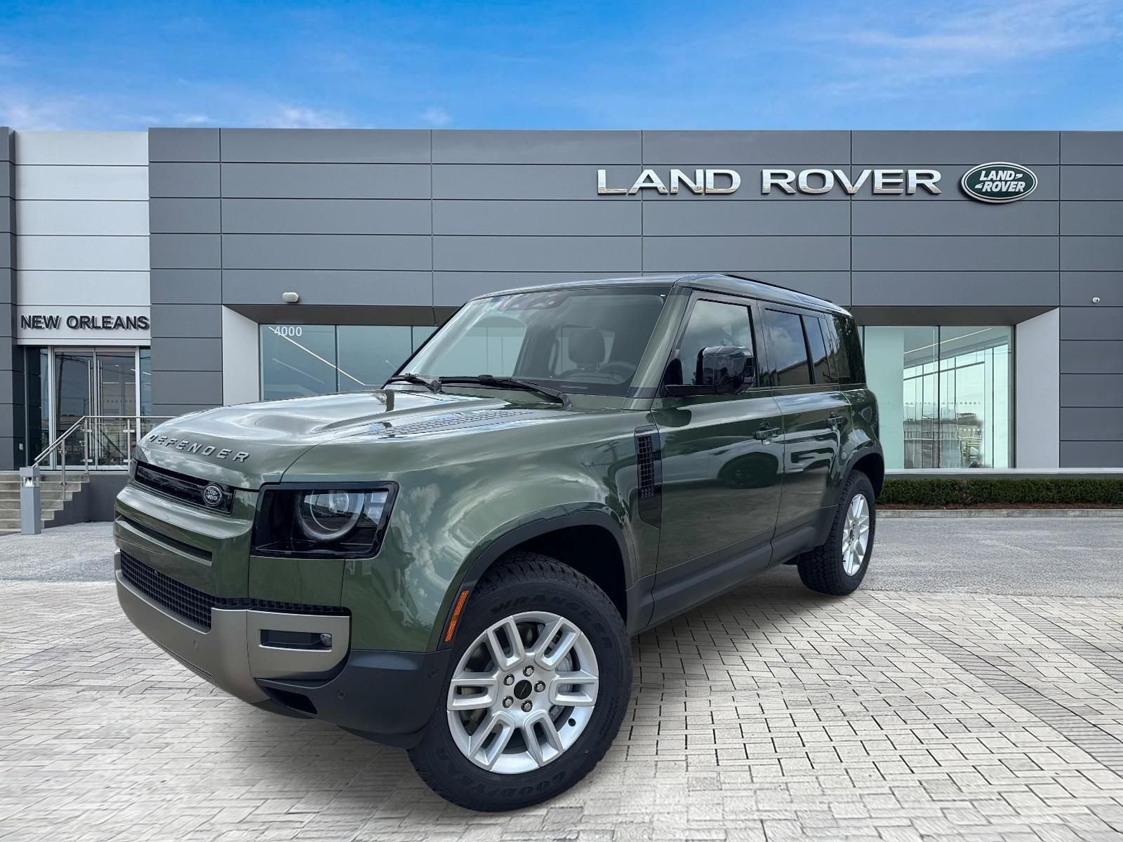 2026 Land Rover Defender 110 S