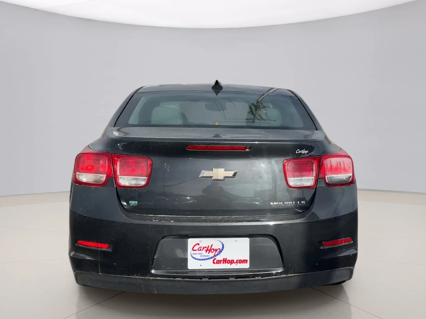 Used 2015 Gray Chevrolet LS image 5