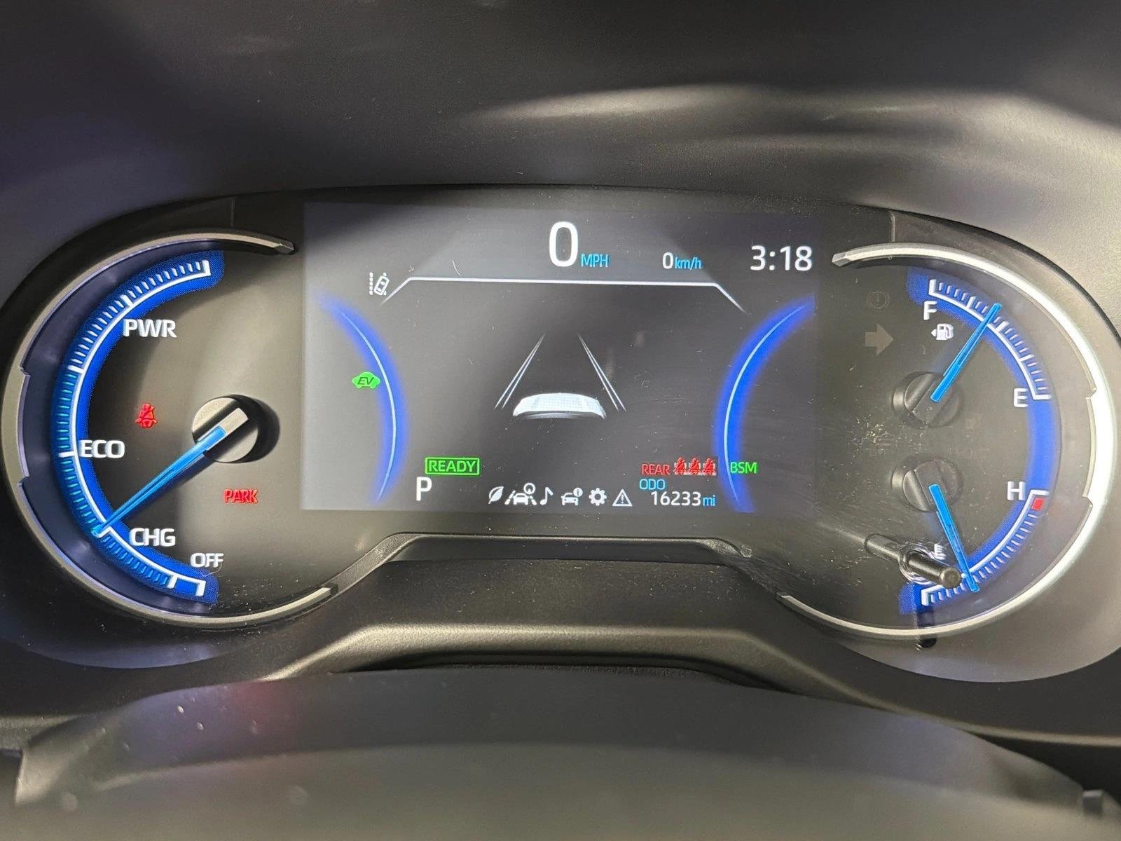 Certified Used 2024 Ice Cap Toyota Hybrid XLE image 28