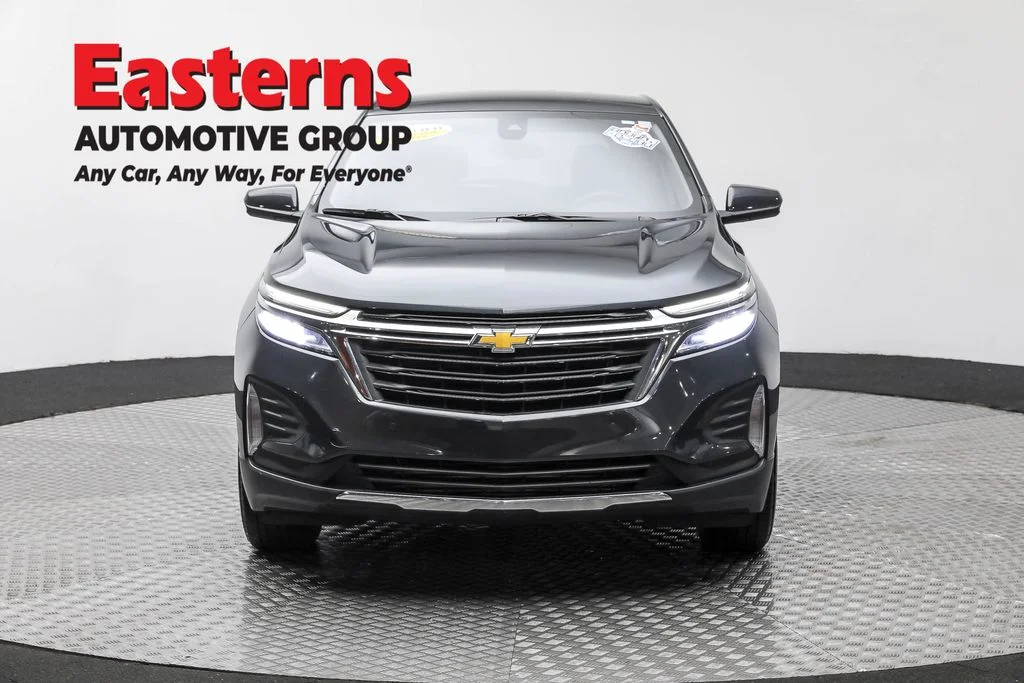 Used 2023 Gray Chevrolet LT image 2