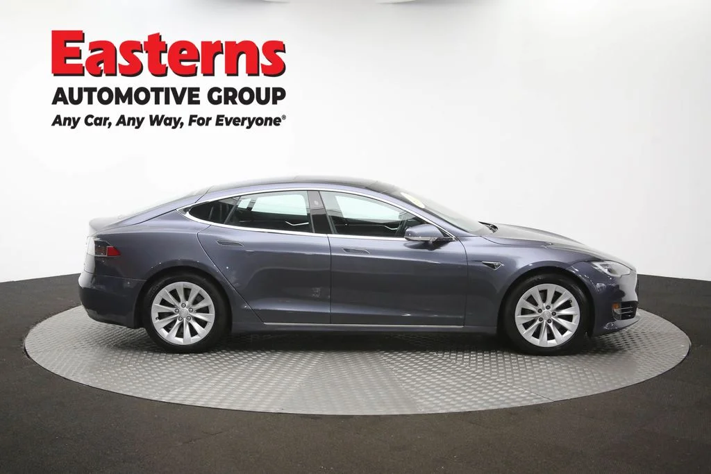 Used 2017 Gray Tesla 90D image 41