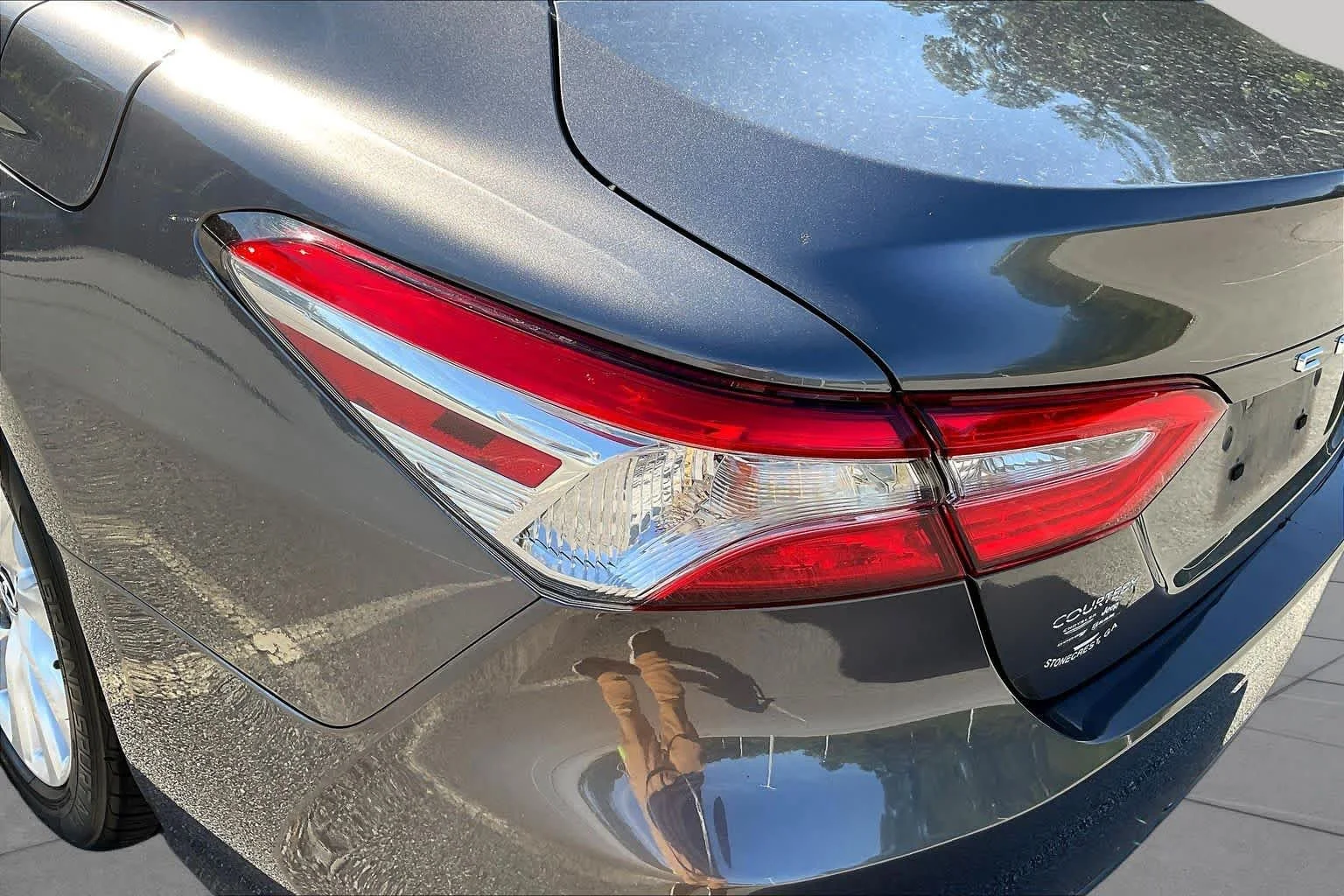 Used 2018 Predawn Gray Mica Toyota LE image 28