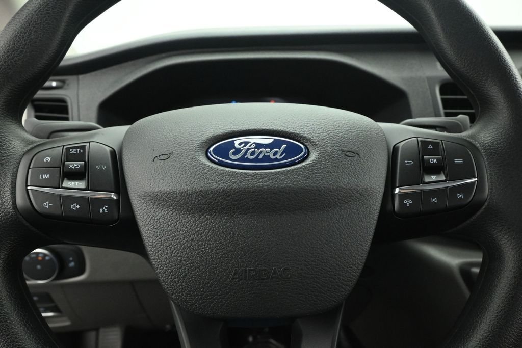New 2026 Oxford White Ford Base image 10
