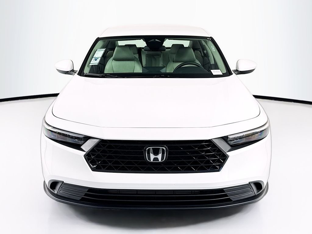 New 2026 Platinum White Pearl Honda LX image 2