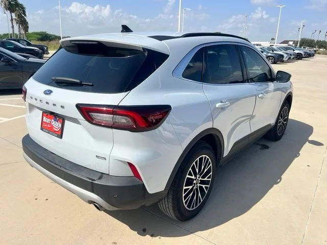 Used 2025 Silver Ford Base image 4