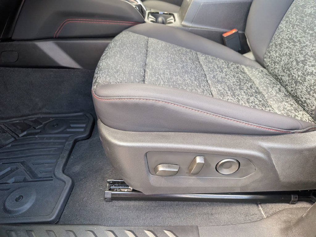 2025 Chevrolet Colorado Z71 - Photo 15