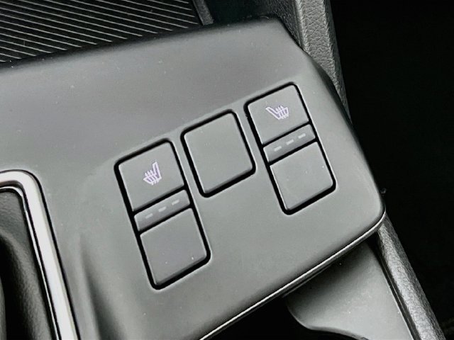 Used 2023 Steel Gray Kia LX image 20