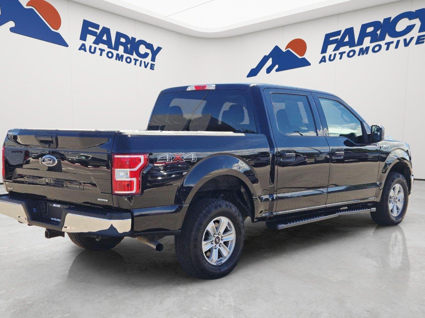 Used 2019 Agate Black Ford XLT image 4