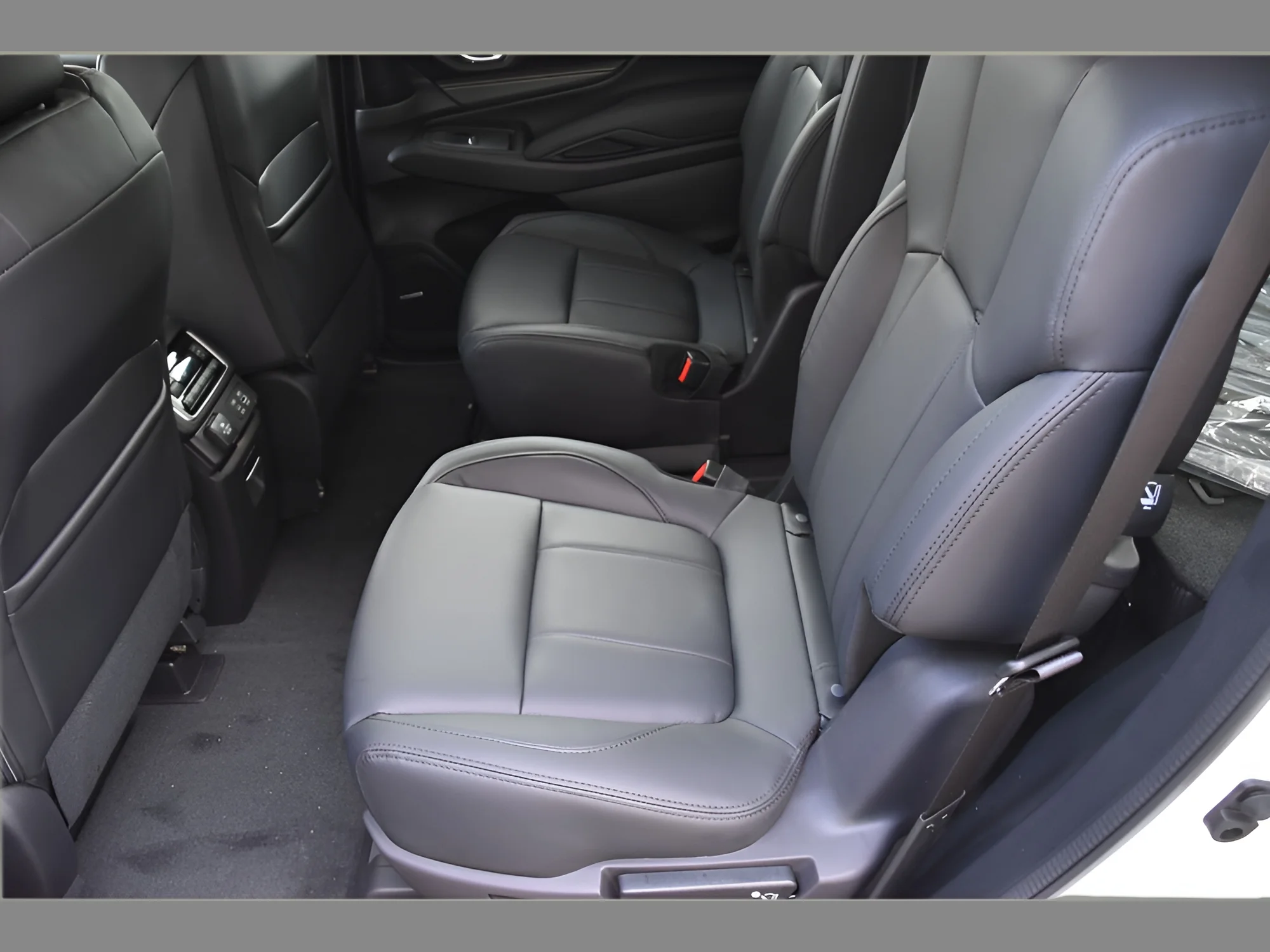 2026 Subaru Ascent Onyx Edition-Touring - Photo 15