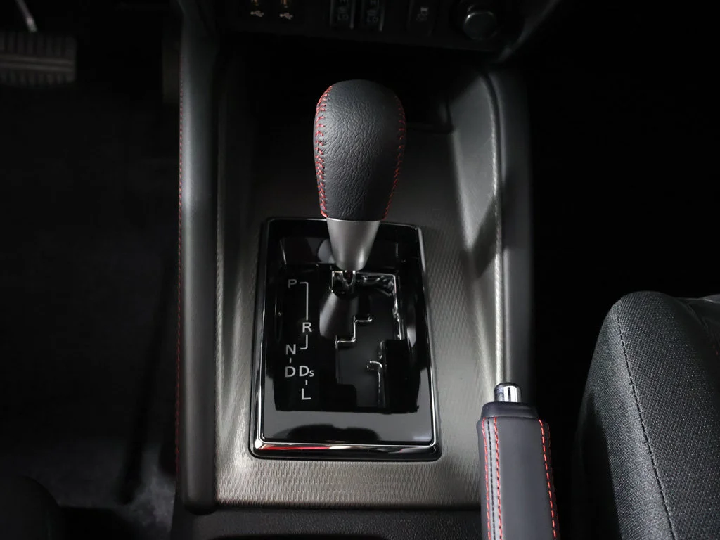 New 2027 Red Mitsubishi 2.0 LE 2WD image 41