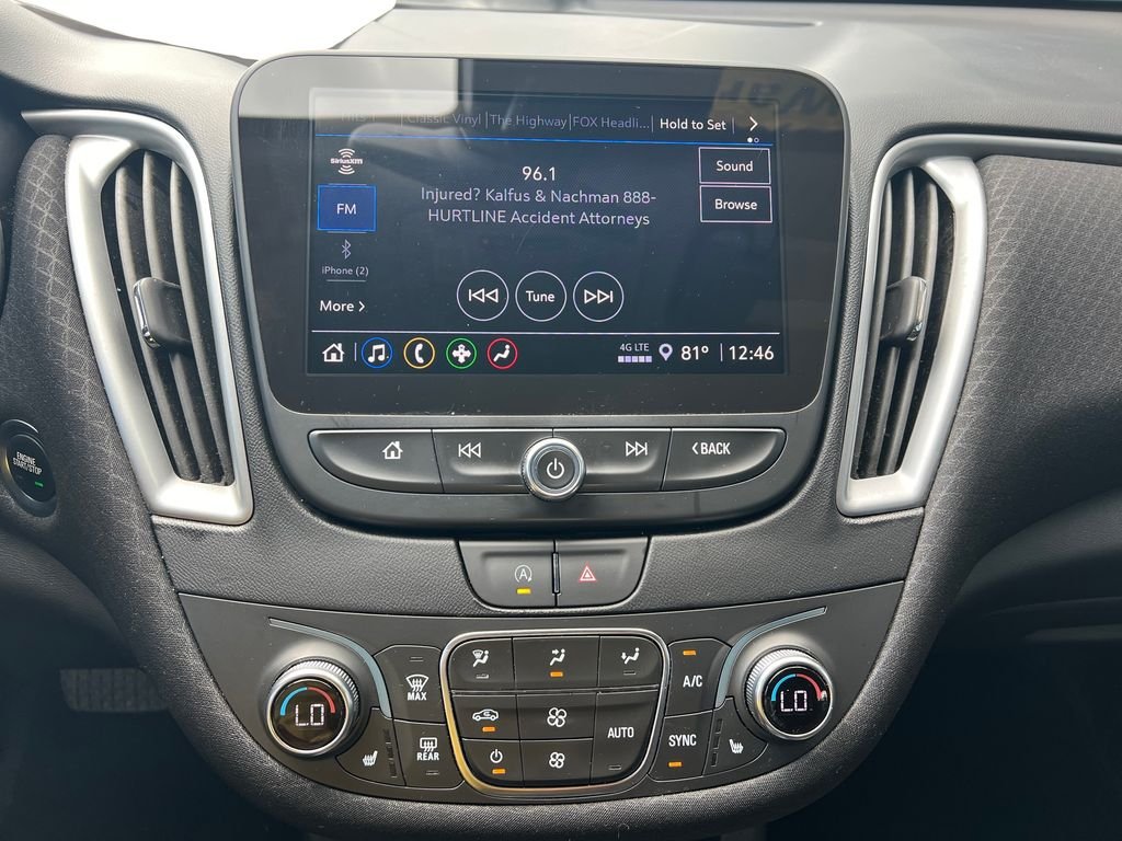 Used 2025 Summit White Chevrolet LT image 19