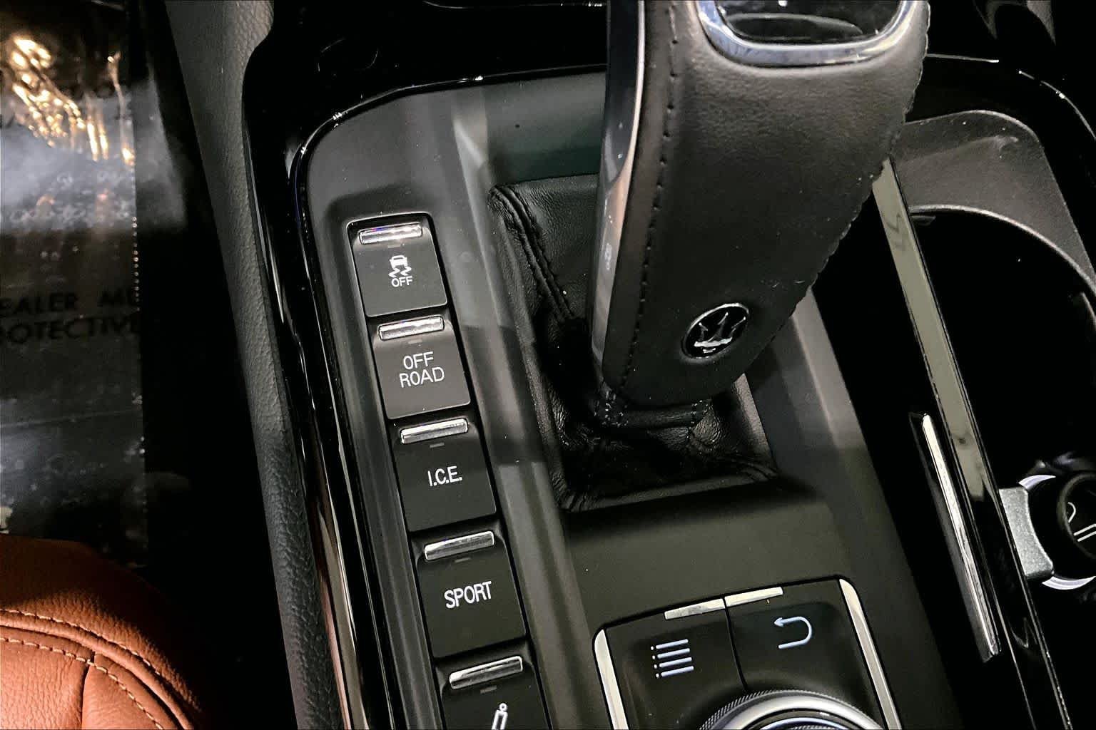 Used 2019 Bianco Maserati  image 29