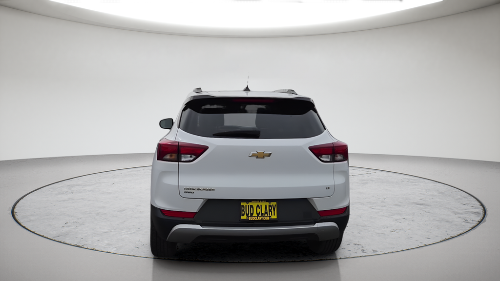 Used 2023 White Chevrolet LT image 10