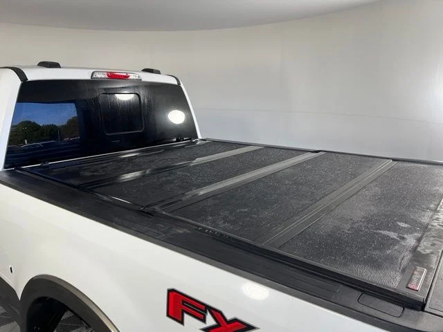 Used 2022 White Ford Lariat image 32